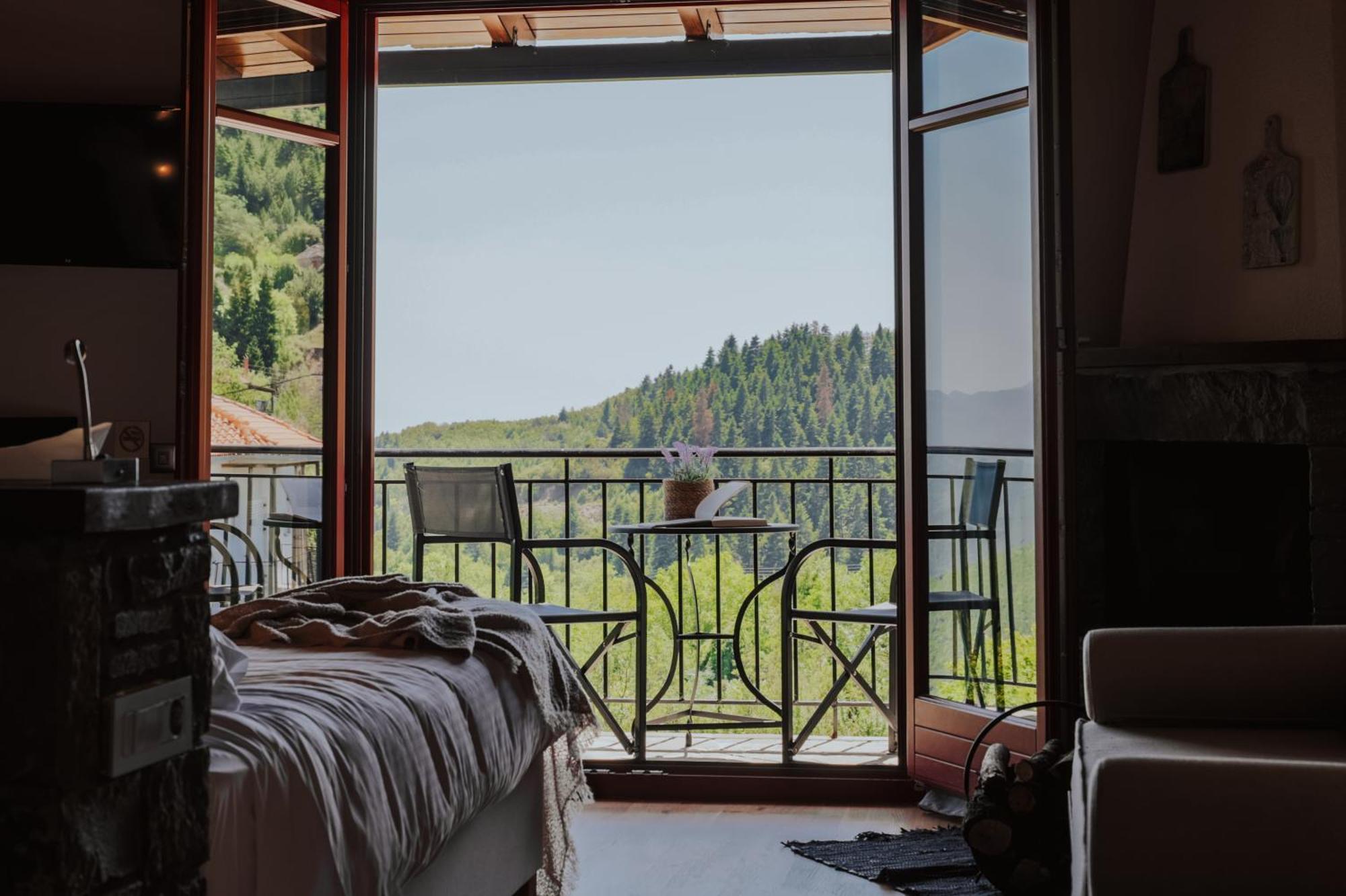 Rouista Tzoumerka Resort Vourgareli Oda fotoğraf