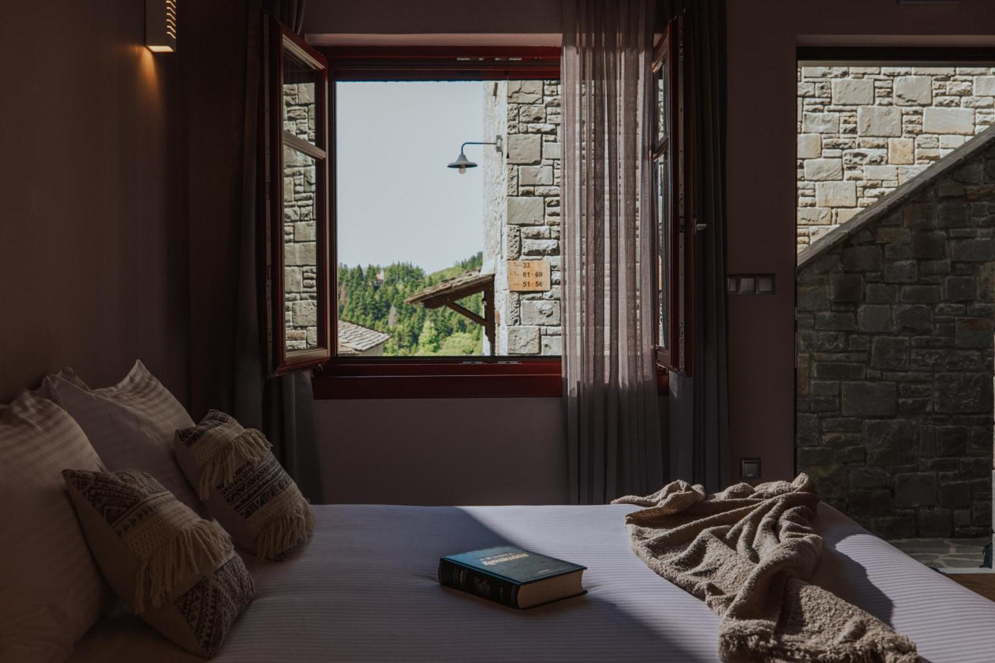 Rouista Tzoumerka Resort Vourgareli Oda fotoğraf